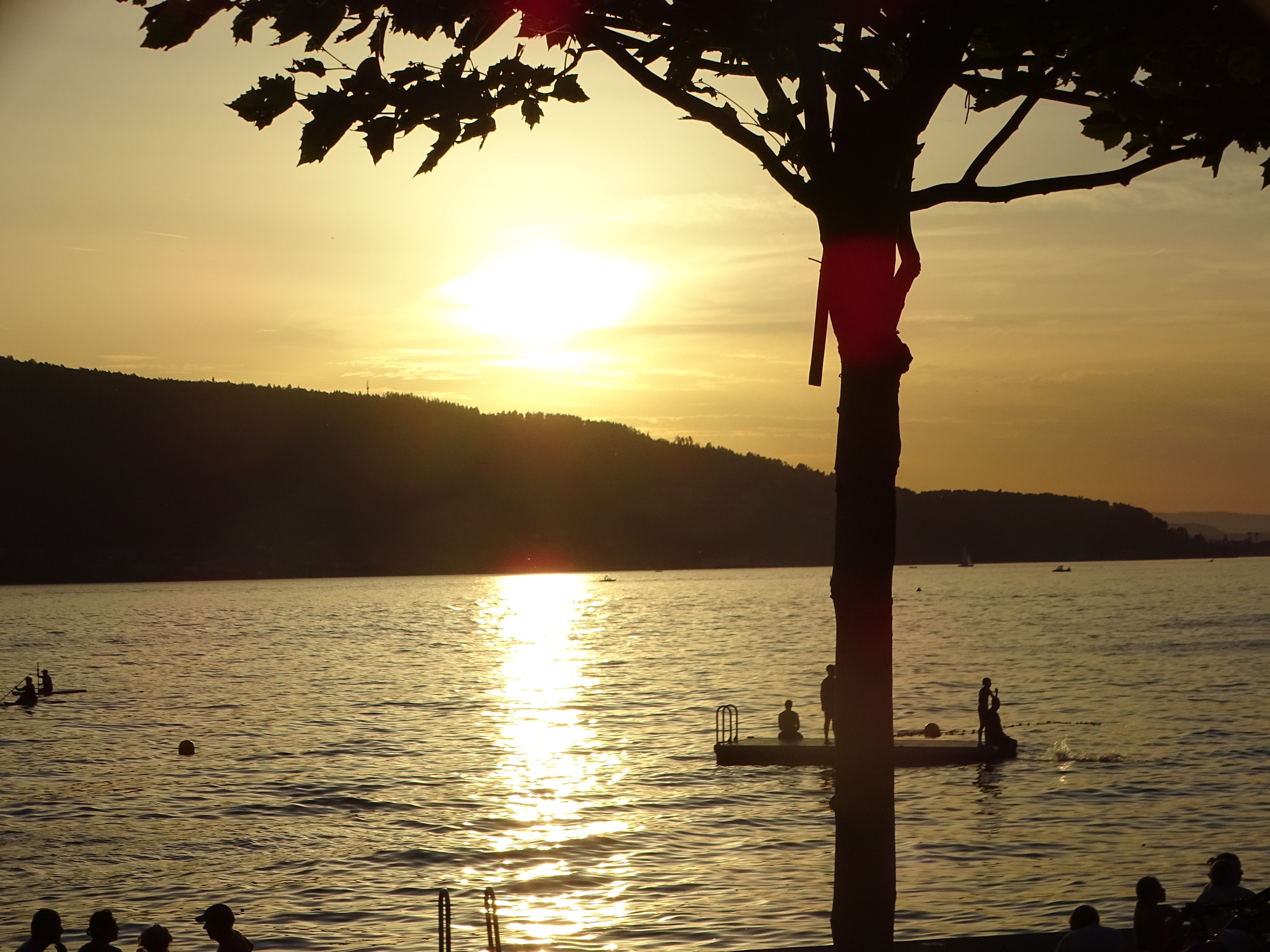 Coucher de soleil sur le lac, juin 2026
