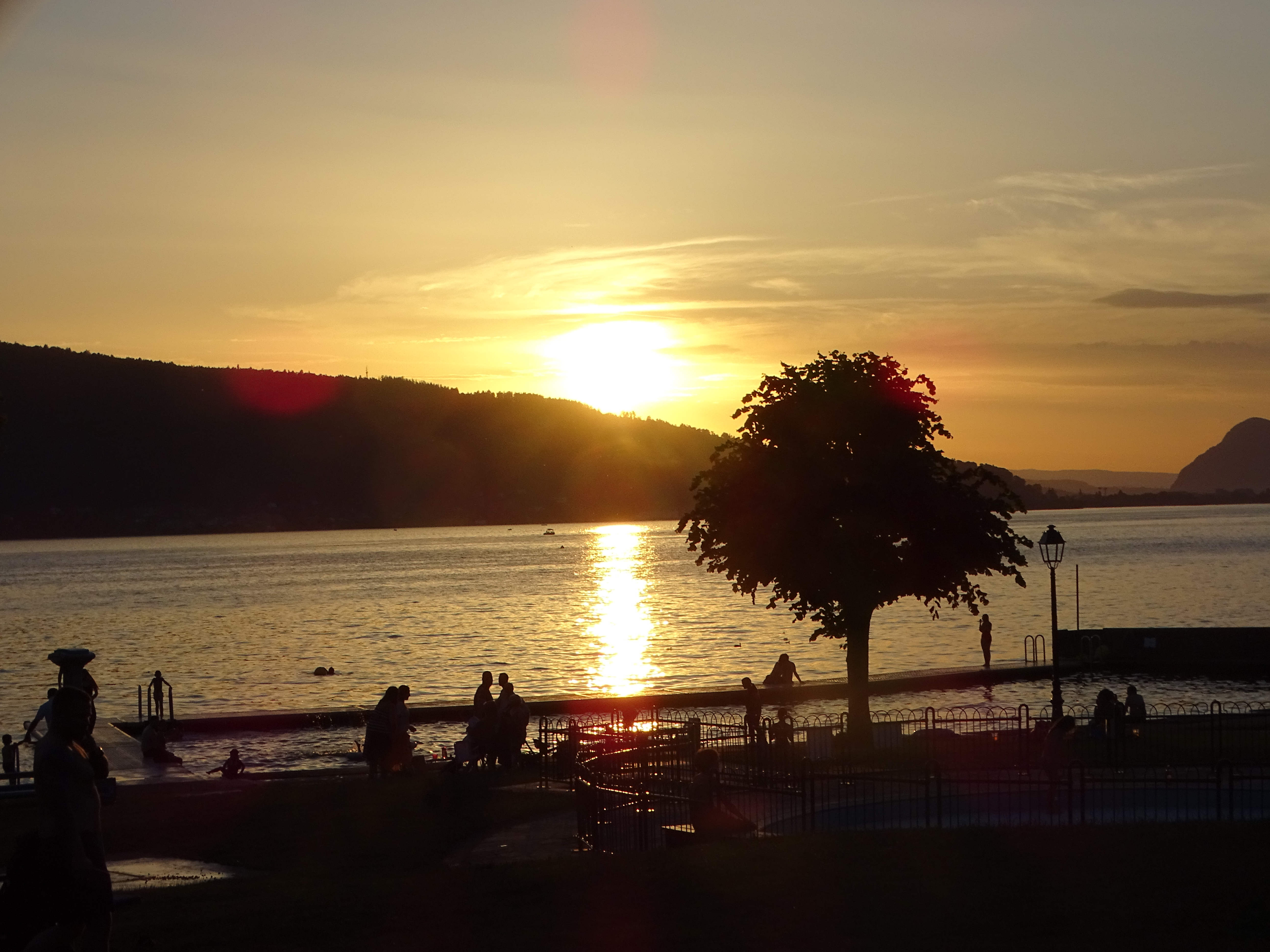 Soleil sur l'eau, reflets